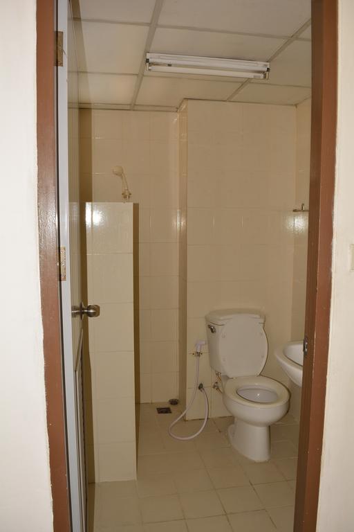 Modern Place Apartment Bangkok Room photo